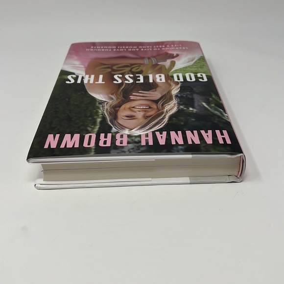 GOD BLESS THIS MESS by Hannah Brown Hardback Book - Picture 8 of 11